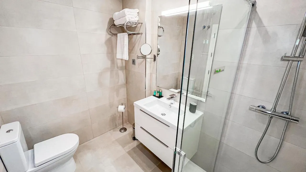 La Serena Mar, Benalmadena Pueblo, Luxury Apartment With Jacuzzi 0*,  Spain